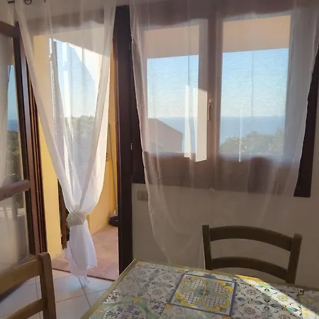 Petra - Maestrale Feriehus Costa Paradiso